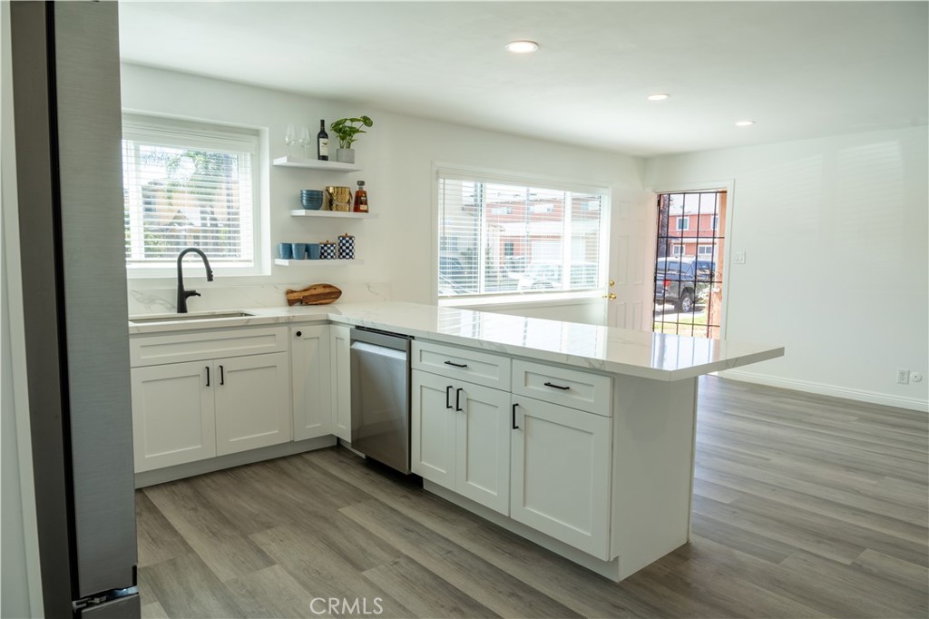 41 Scottsdale South Carson, CA 90745 - Photo 4 of 16