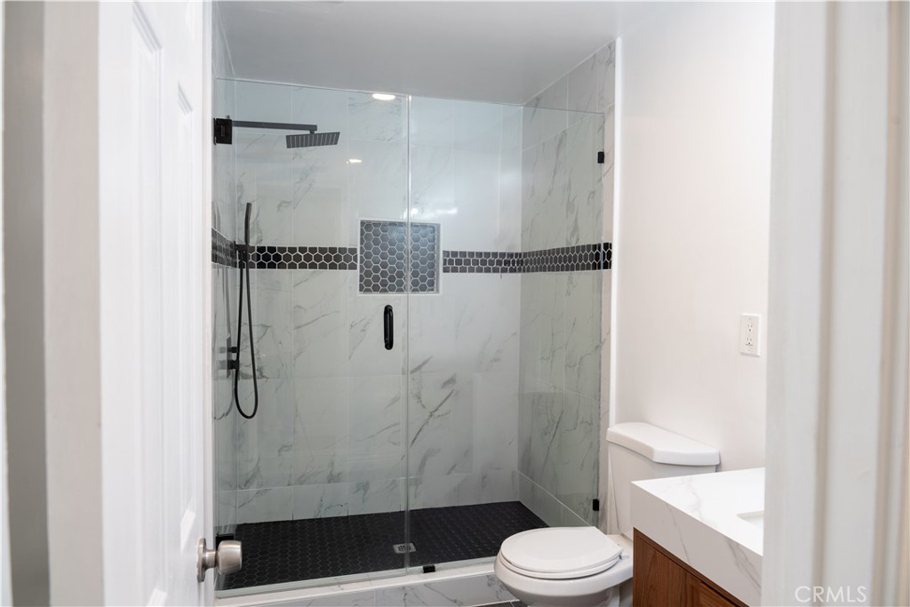 41 Scottsdale South Carson, CA 90745 - Photo 6 of 16