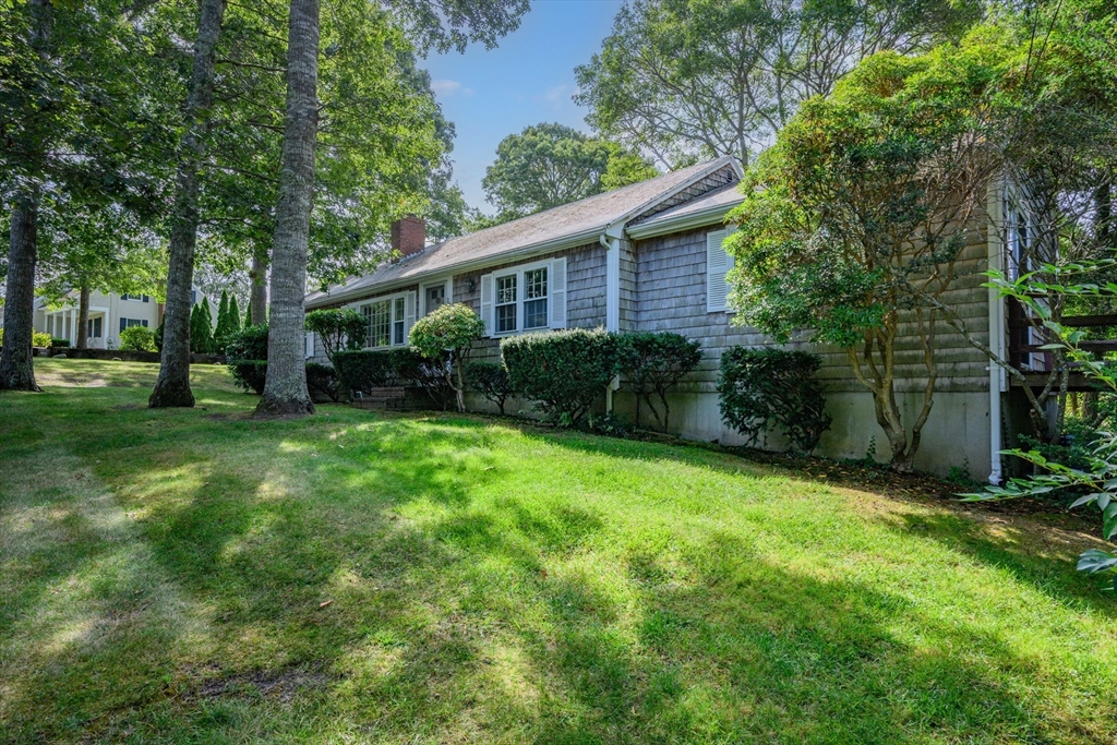 109 Harbor Hills Road Centerville, MA 02632 - Photo 5 of 42 Gallery Image 5