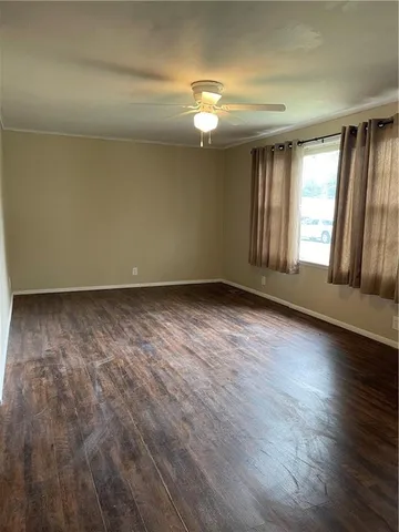 $59,900 | 3000 Grand Avenue, Parsons, KS 67357