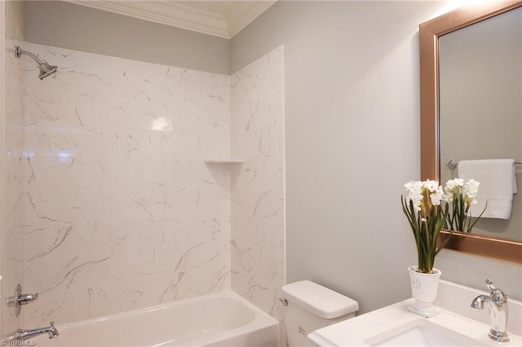 8506 Parkchester Place Oak Ridge, NC 27310 - Photo 11 of 15 Gallery Image 11