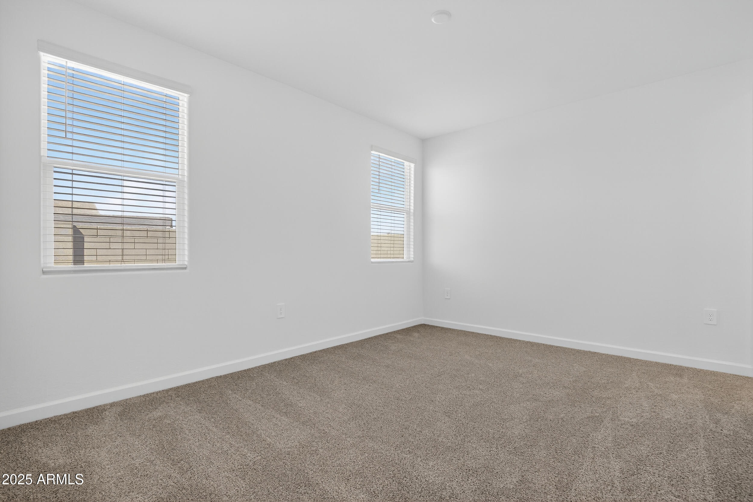 9284 South Mara Drive Apache Junction, AZ 85120 - Photo 15 of 38 016_048_a4m_opnshw (1)