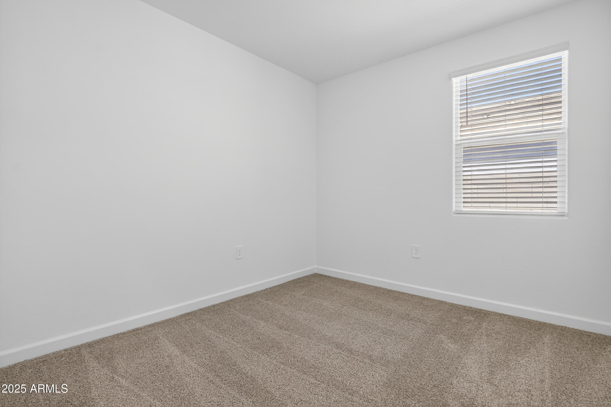 9284 South Mara Drive Apache Junction, AZ 85120 - Photo 22 of 38 027_080_a4m_opnshw (1)