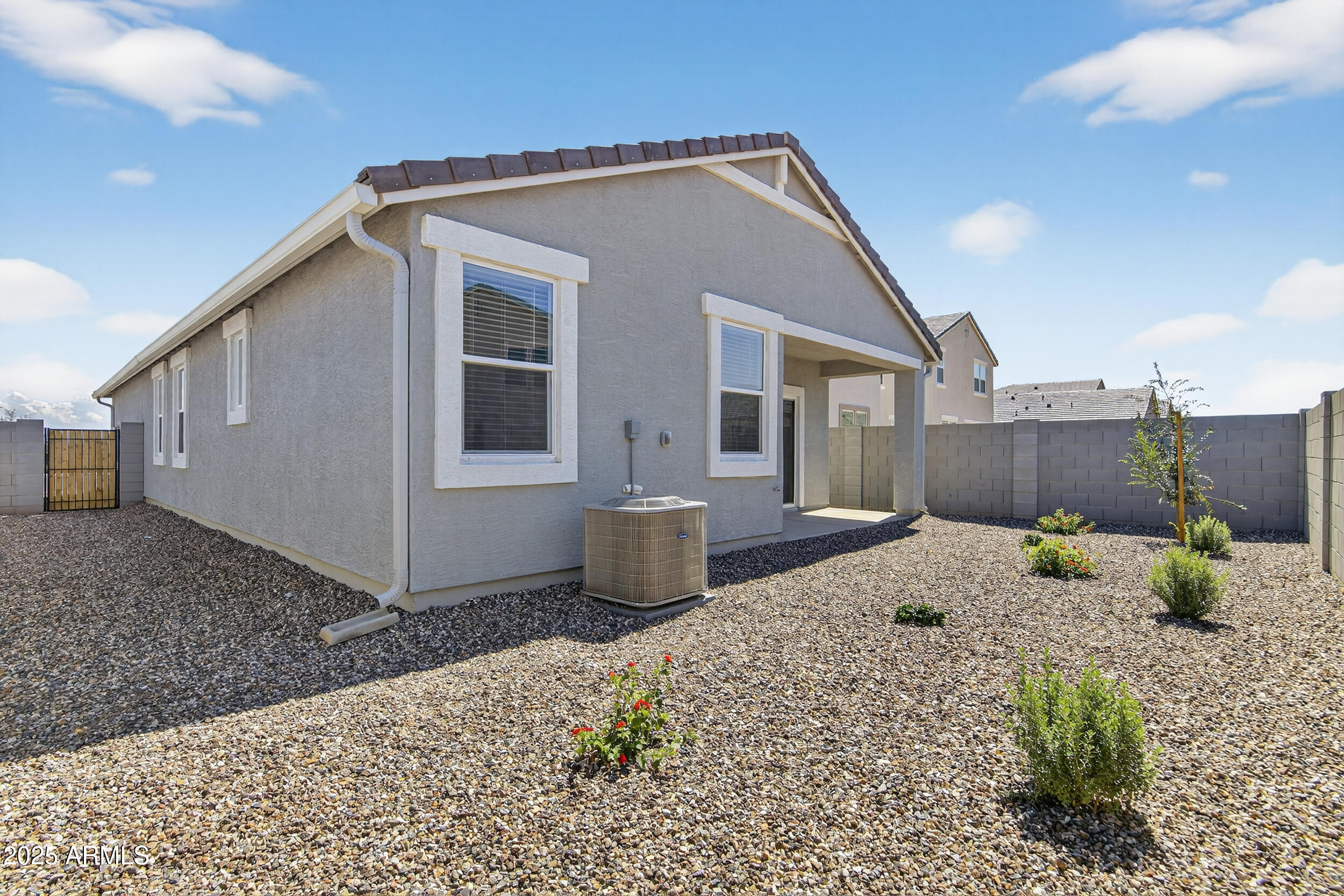 9284 South Mara Drive Apache Junction, AZ 85120 - Photo 30 of 38 039_115_a4m_opnshw (1)