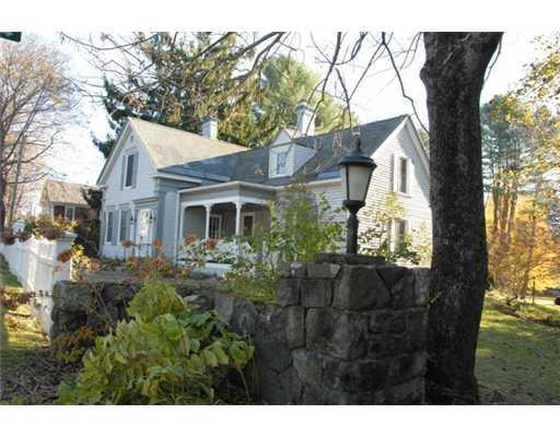 245 Foreside Road Falmouth, ME 04105 - Photo 4 of 11 Exterior Front.