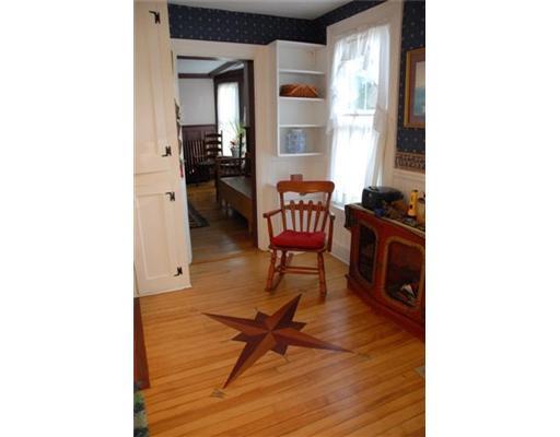 245 Foreside Road Falmouth, ME 04105 - Photo 8 of 11 Kitchen.