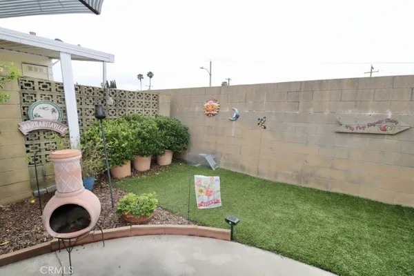 $275,000 | 14044 Lake Glen Drive, Unit 38, La Mirada, CA 90638