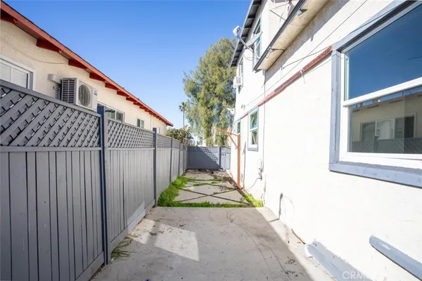 $3,200 | 345 Occidental Boulevard, Los Angeles, CA 90026