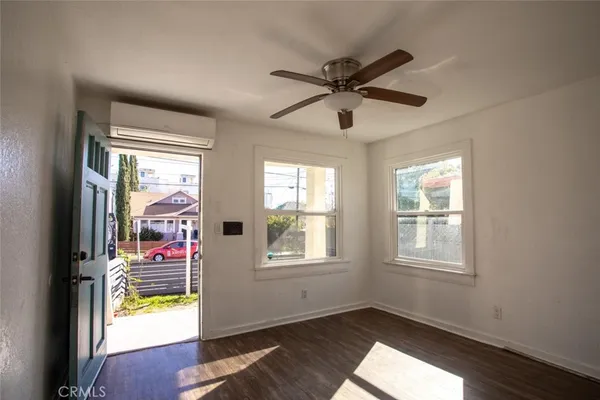 $3,200 | 345 Occidental Boulevard, Los Angeles, CA 90026