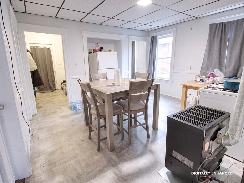 85 Harlem Street Worcester, MA 01610 - Photo 12 of 33