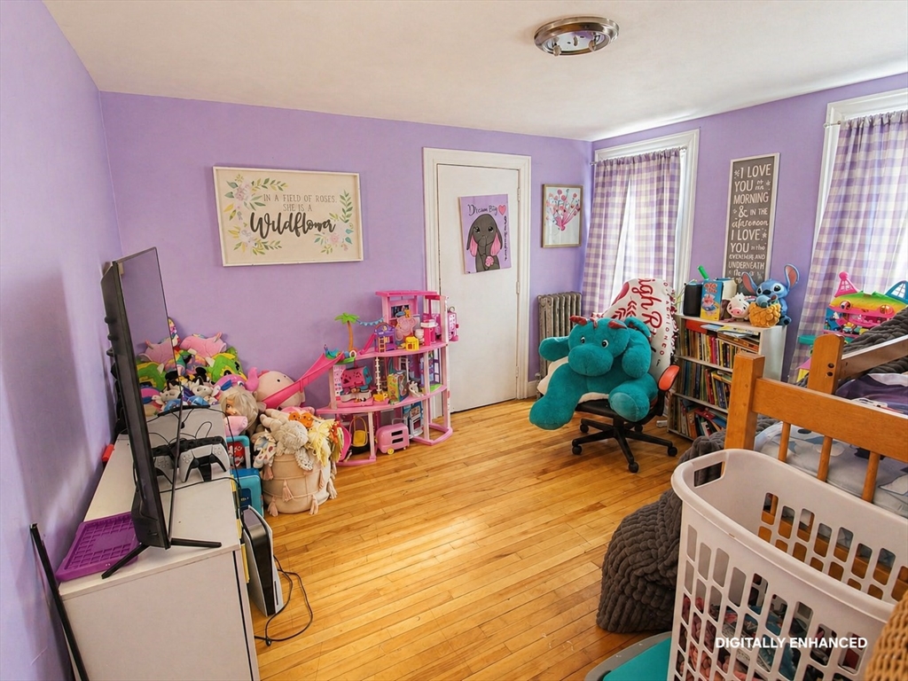 85 Harlem Street Worcester, MA 01610 - Photo 9 of 33