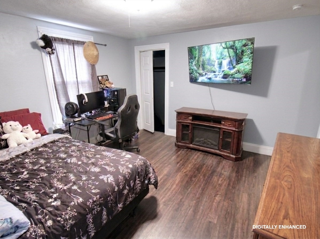 85 Harlem Street Worcester, MA 01610 - Photo 10 of 33