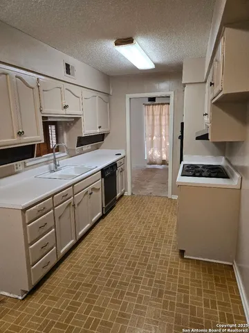 $269,000 | 3107 Mindoro Drive, San Antonio, TX 78217