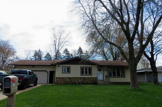 1012 Borgert Avenue St. Cloud, MN 56303 - Photo 3 of 3