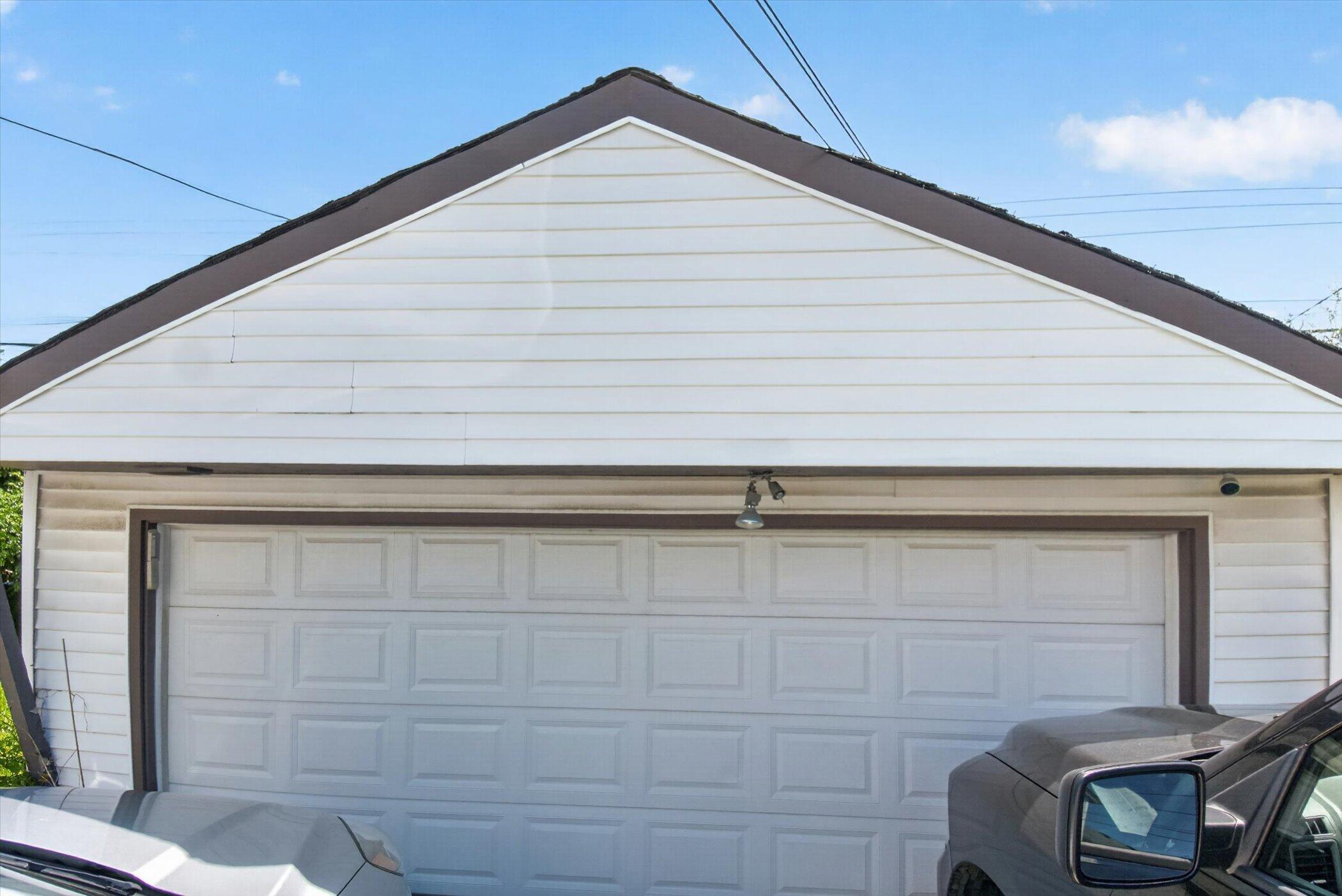 5936 North 84th Street Milwaukee, WI 53225 - Photo 18 of 18 garage