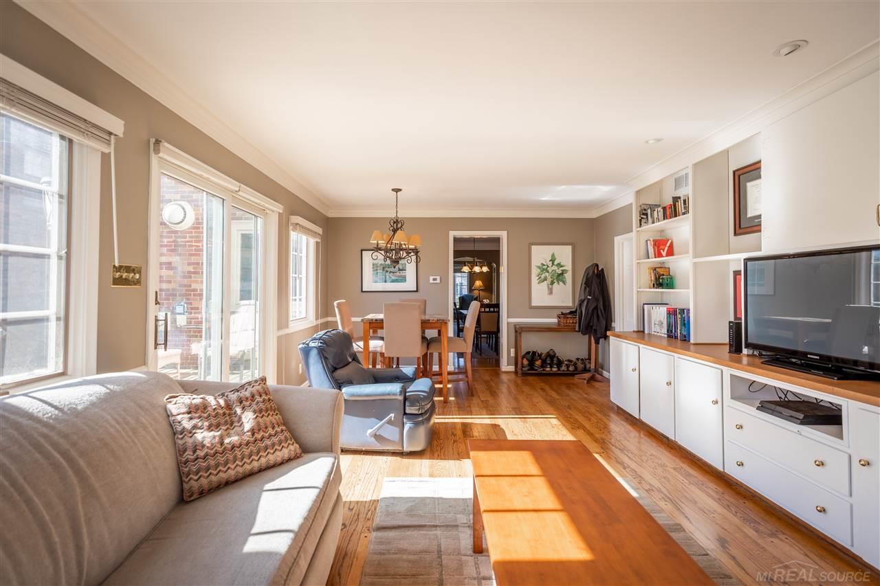 1662 Newcastle Road Grosse Pointe, MI 48236 - Photo 23 of 34 50009587-23.JPG