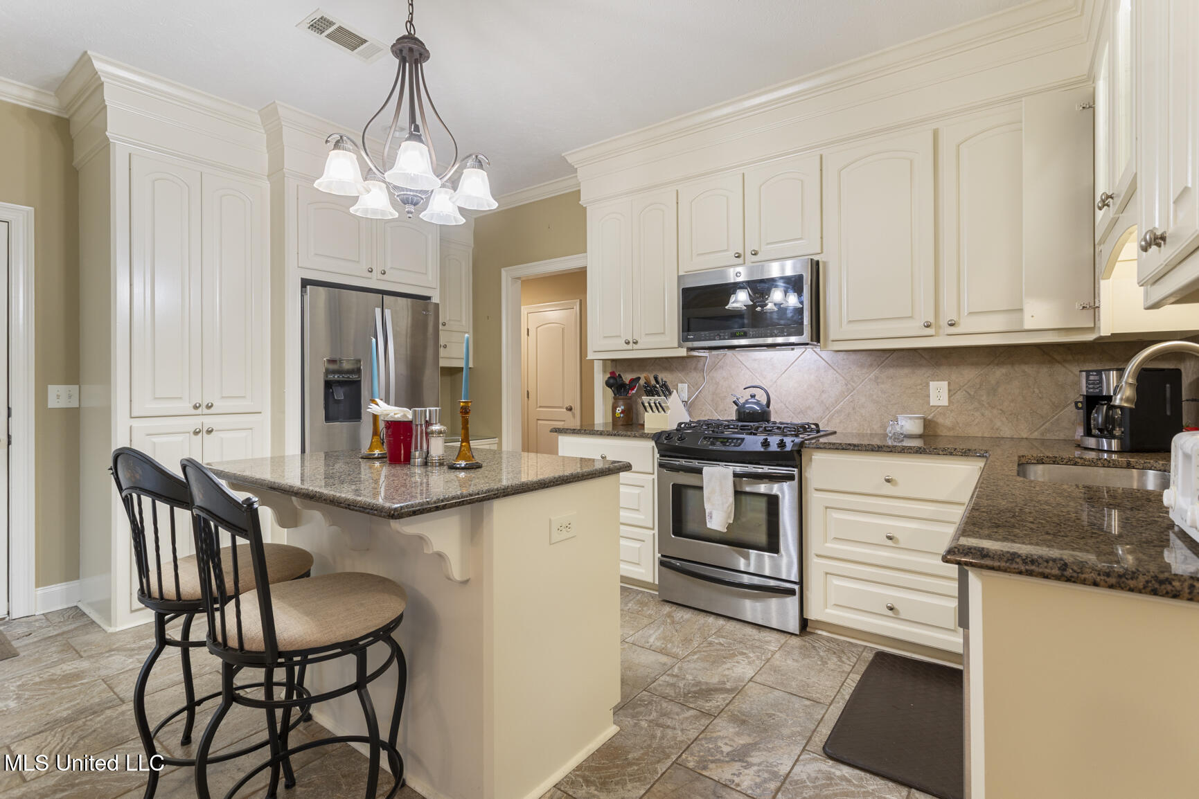 2003 Estates Cove Pearl, MS 39208 - Photo 14 of 33 2003 Estate Cv-14