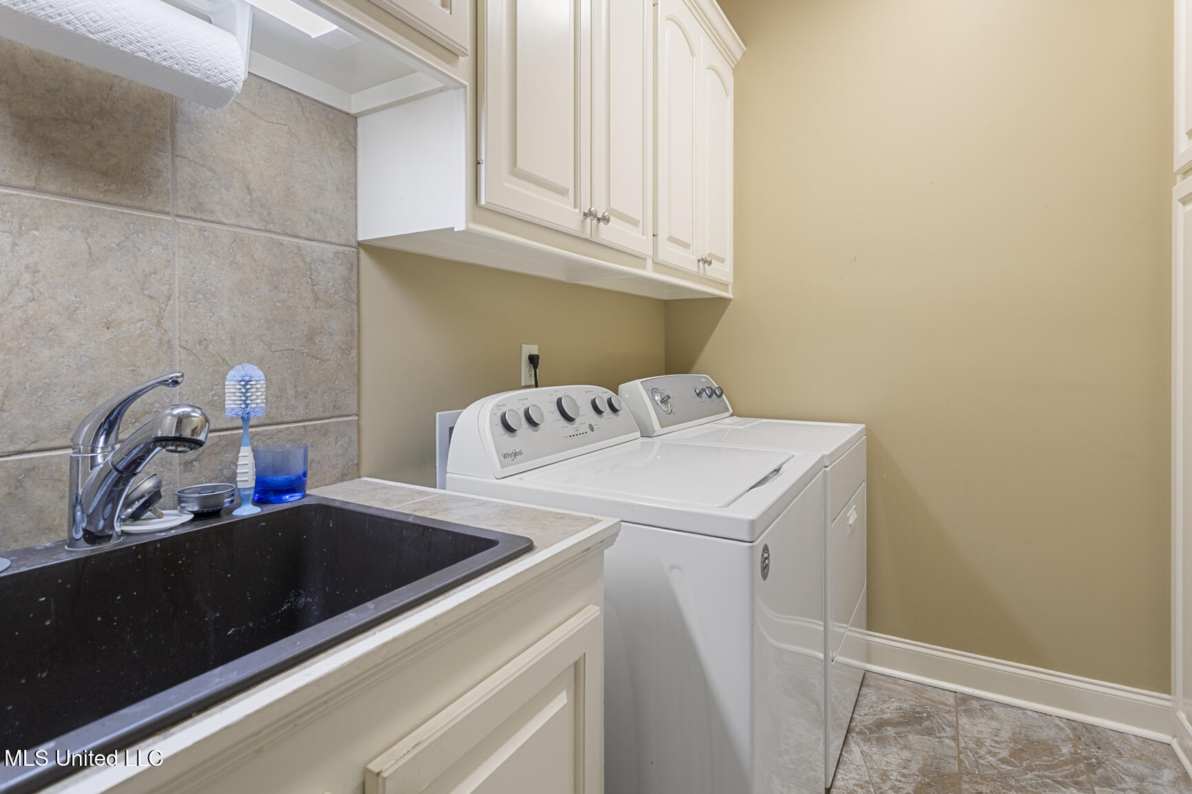 2003 Estates Cove Pearl, MS 39208 - Photo 17 of 33 2003 Estate Cv-15