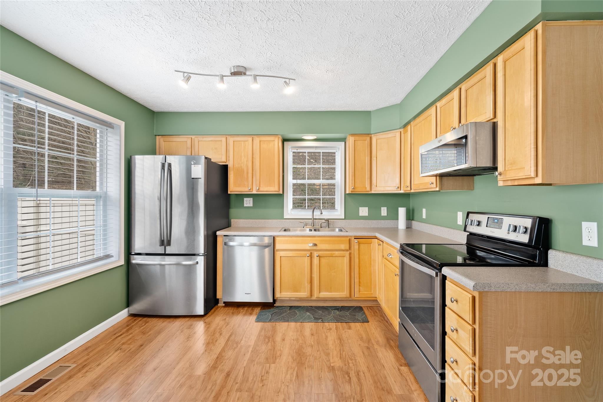 210 Pembrook Road Swannanoa, NC 28778 - Photo 14 of 28 Gallery Image 14