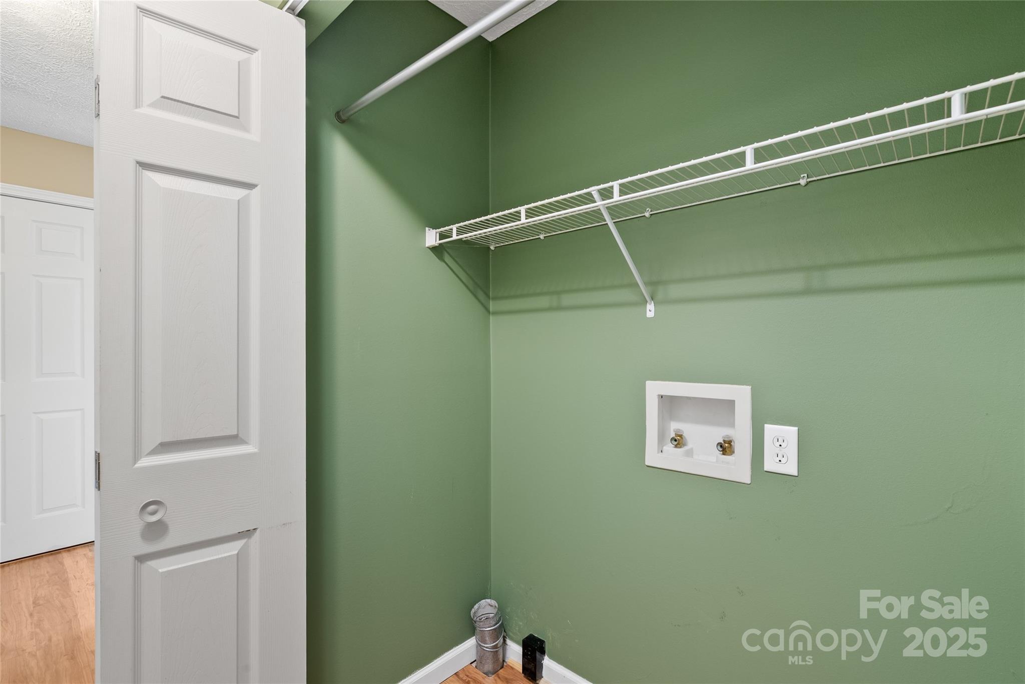 210 Pembrook Road Swannanoa, NC 28778 - Photo 9 of 28 Gallery Image 9