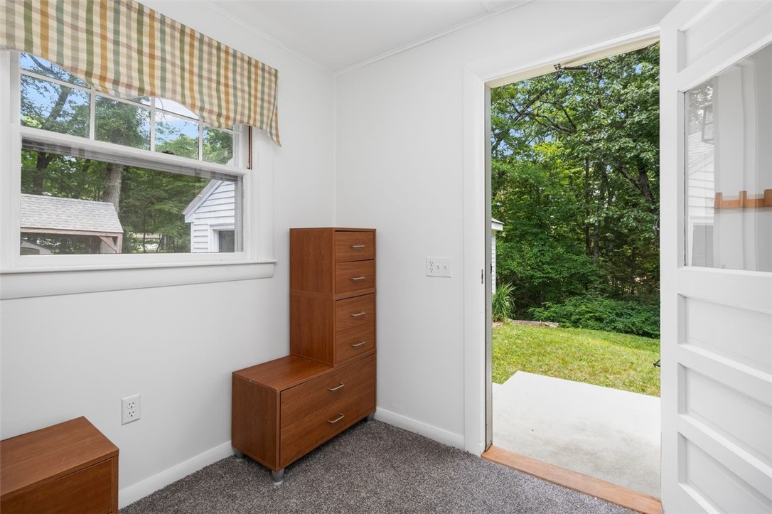 15 Williams Road Smithfield, RI 02917 - Photo 19 of 38