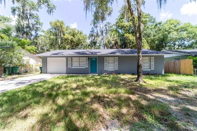 $238,000 | 745 East Jackson Avenue, Mount Dora, FL 32757