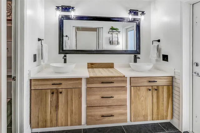 $610,000 | 5164 Northwest 53rd Avenue, Coconut Creek, FL 33073