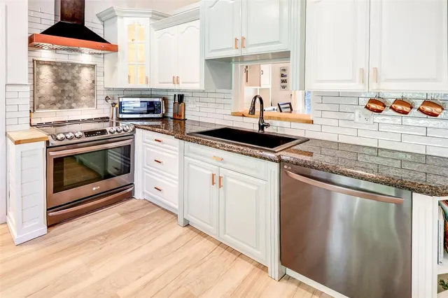 $610,000 | 5164 Northwest 53rd Avenue, Coconut Creek, FL 33073