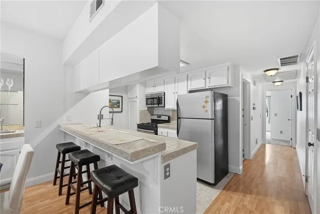 $570,000 | 11600 Warner Avenue, Unit 640, Fountain Valley, CA 92708