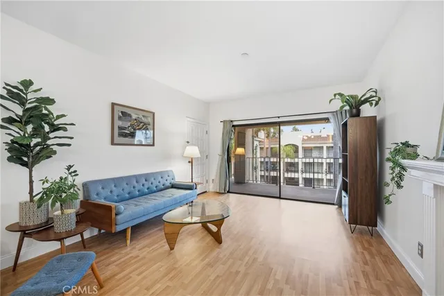 $570,000 | 11600 Warner Avenue, Unit 640, Fountain Valley, CA 92708