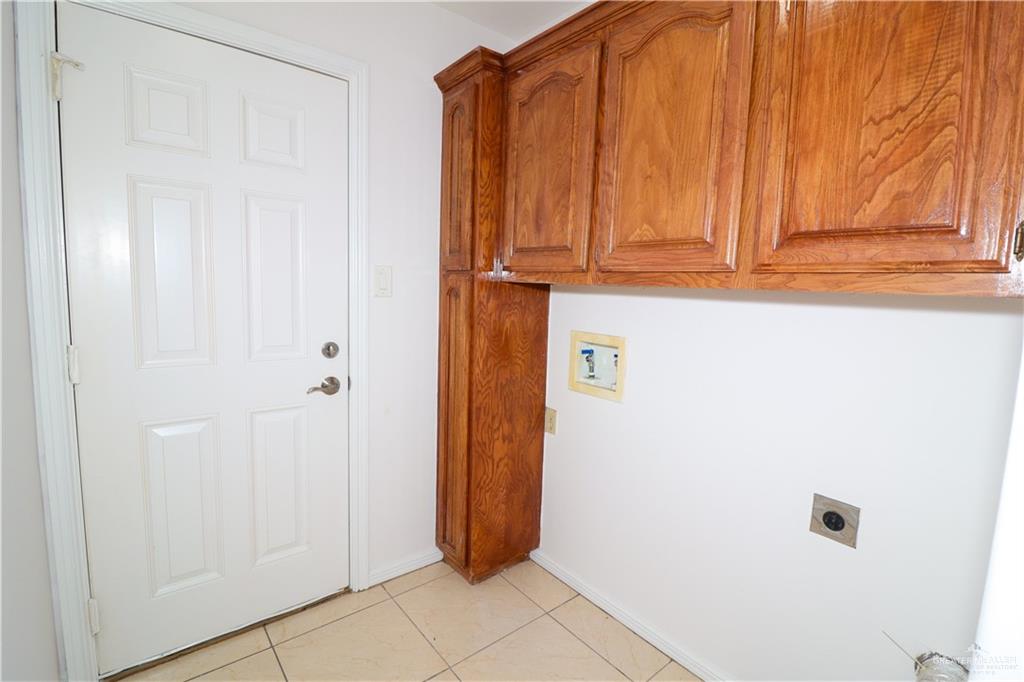 2009 Roman Street Mission, TX 78573 - Photo 17 of 22 a view of door