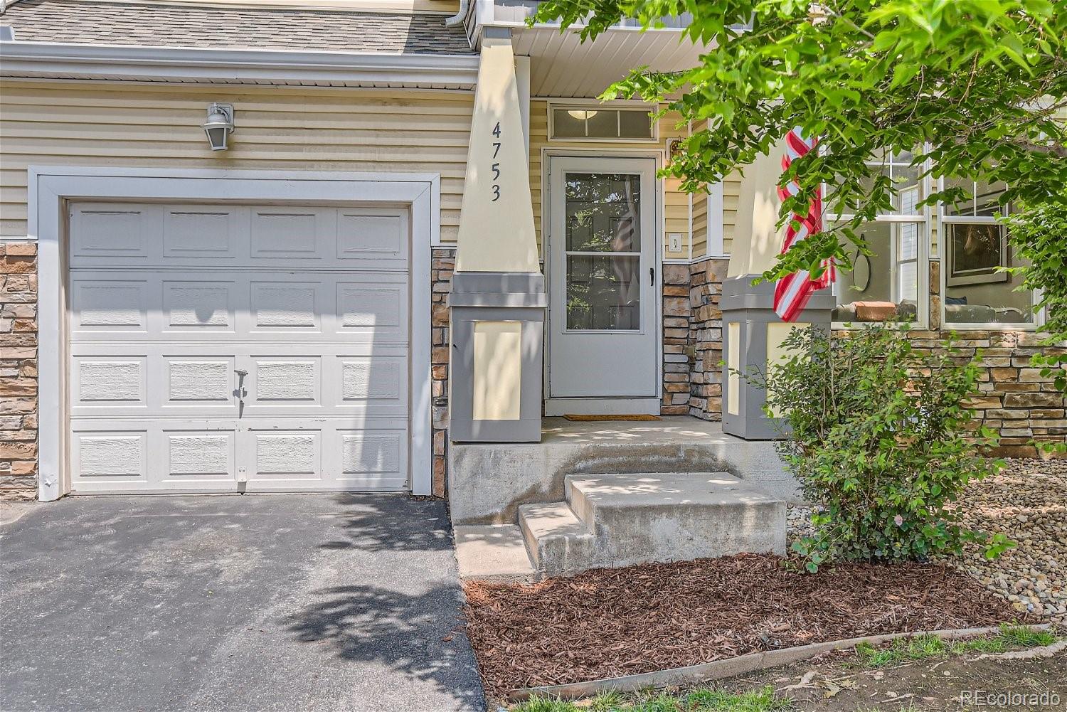 4753 Flower Street Wheat Ridge, CO 80033 - Photo 2 of 27