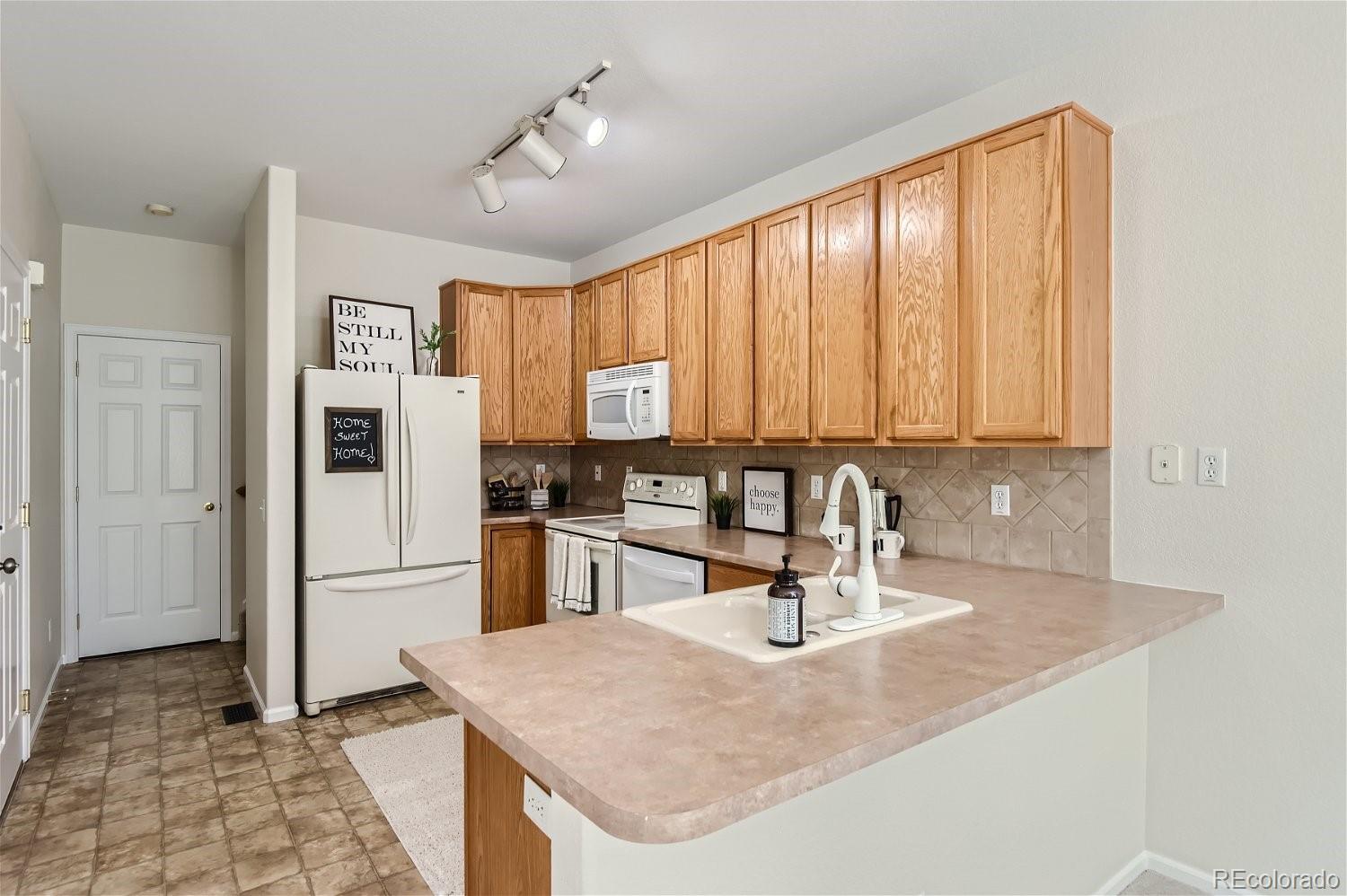 4753 Flower Street Wheat Ridge, CO 80033 - Photo 8 of 27