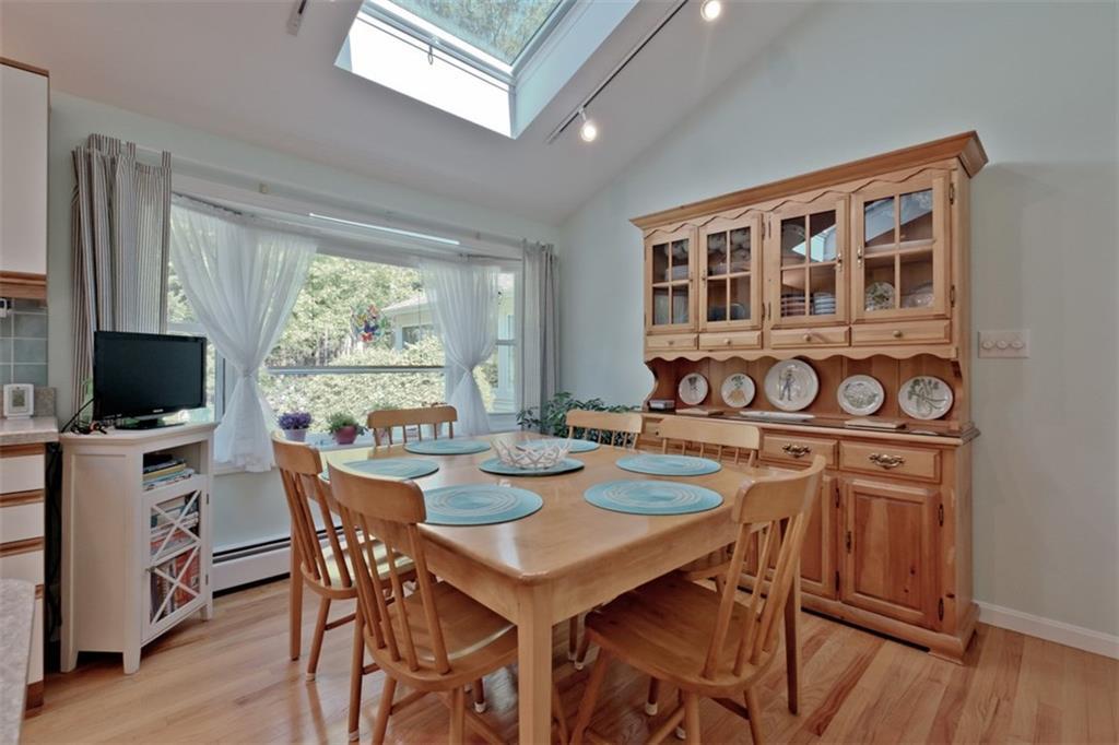 10 Sweet Fern Road Cape Elizabeth, ME 04107 - Photo 8 of 31 Photo