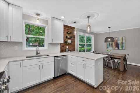 $599,000 | 5201 Glenham Drive, Charlotte, NC 28210