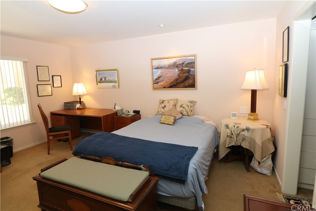 520 Cliff Drive Laguna Beach, CA 92651 - Photo 11 of 19