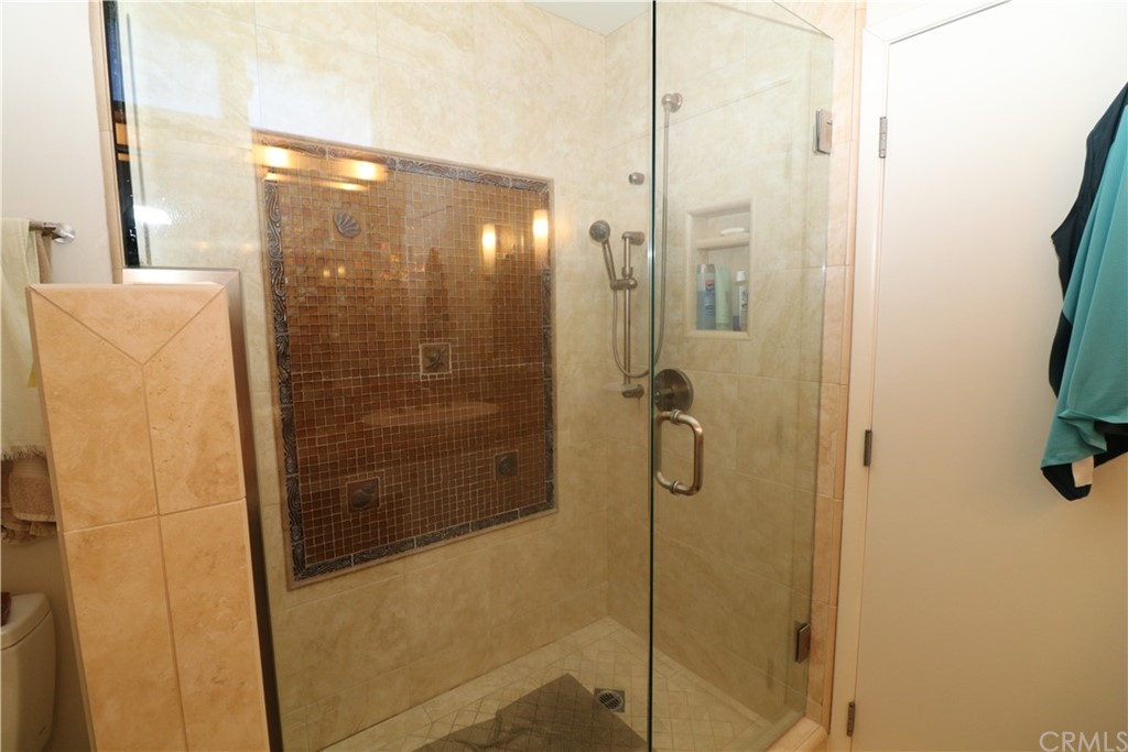 520 Cliff Drive Laguna Beach, CA 92651 - Photo 14 of 19