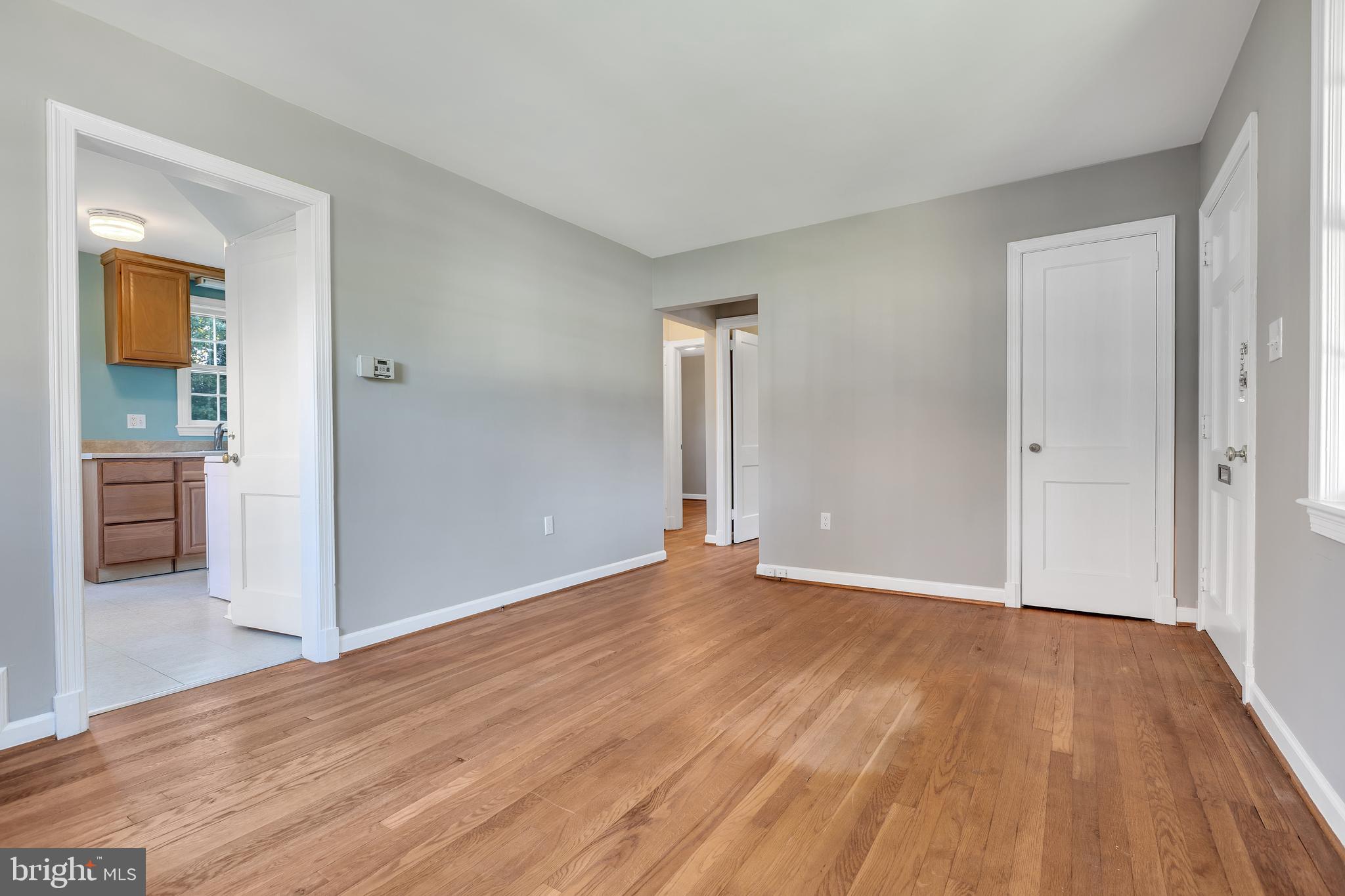 10123 Greeley Avenue Silver Spring, MD 20902 - Photo 7 of 32 Gallery Image 7