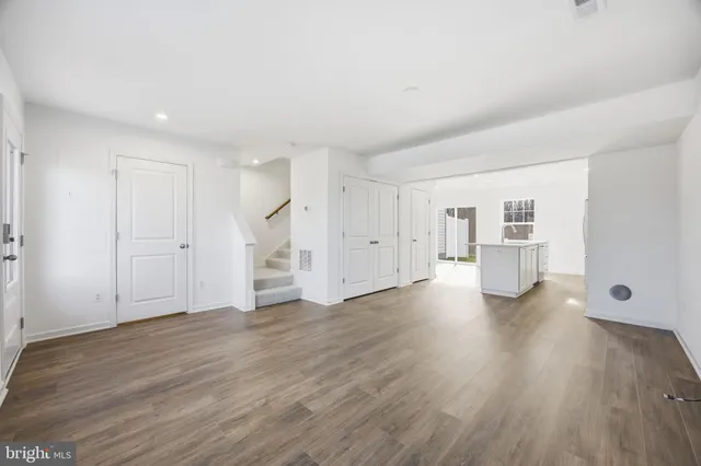 $1,900 | Courthouse Drive, Martinsburg, WV 25404