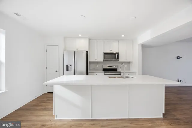 $1,900 | Courthouse Drive, Martinsburg, WV 25404