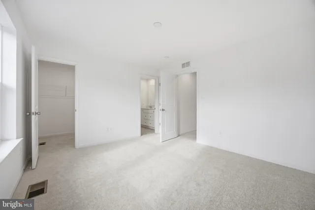 $1,900 | Courthouse Drive, Martinsburg, WV 25404