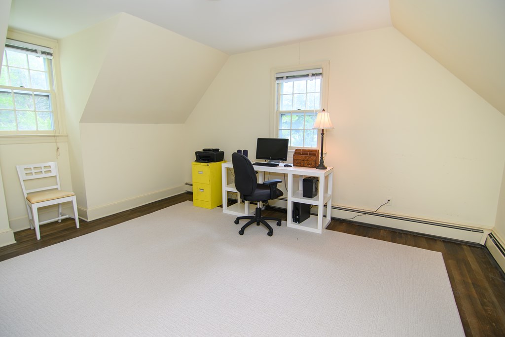23347 Back Street Accomac, VA 23301 - Photo 30 of 44 2nd Floor Bedroom 2/Office