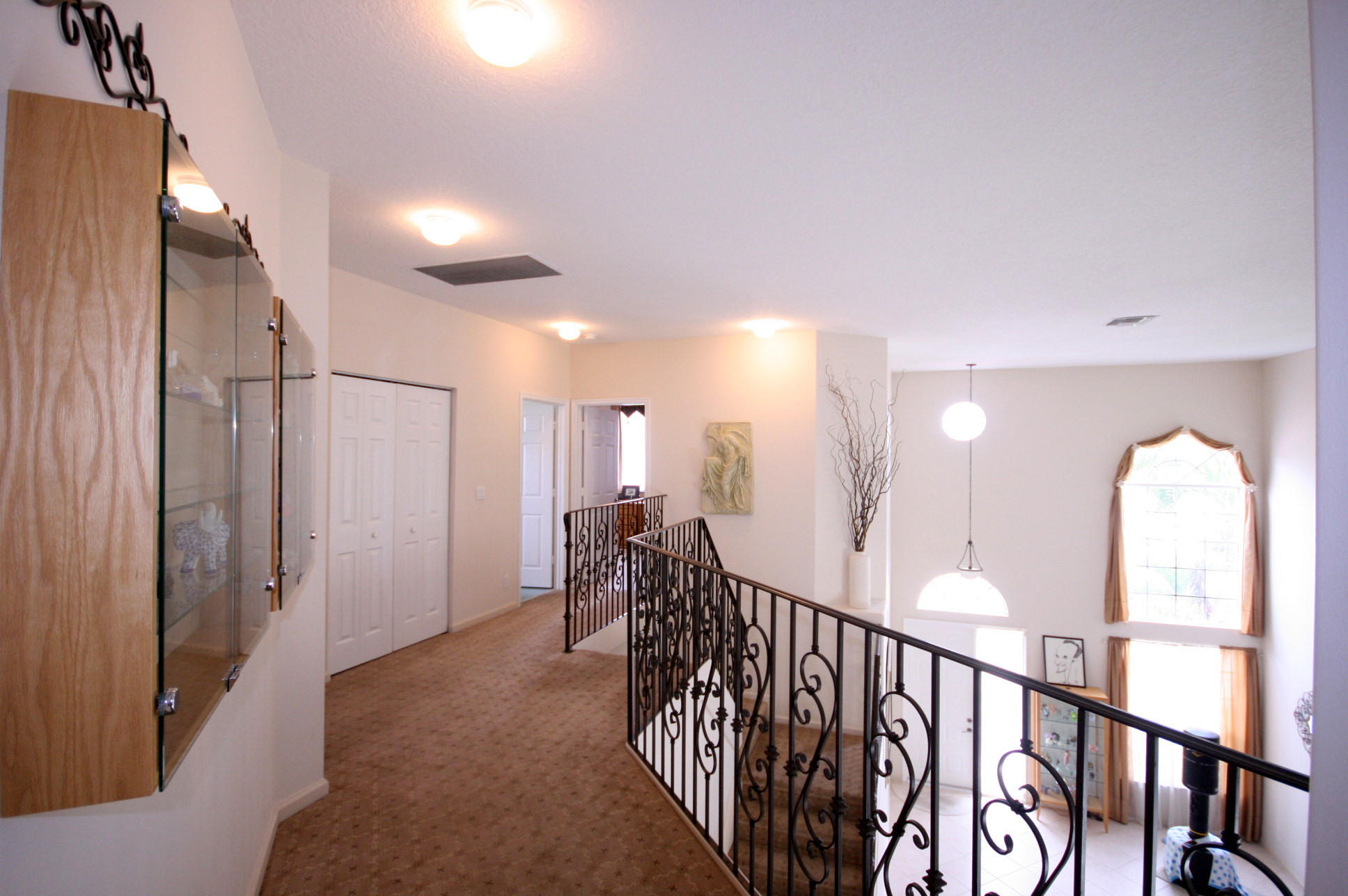 9748 Vineyard Court Boca Raton, FL 33428 - Photo 5 of 19 Upstairs