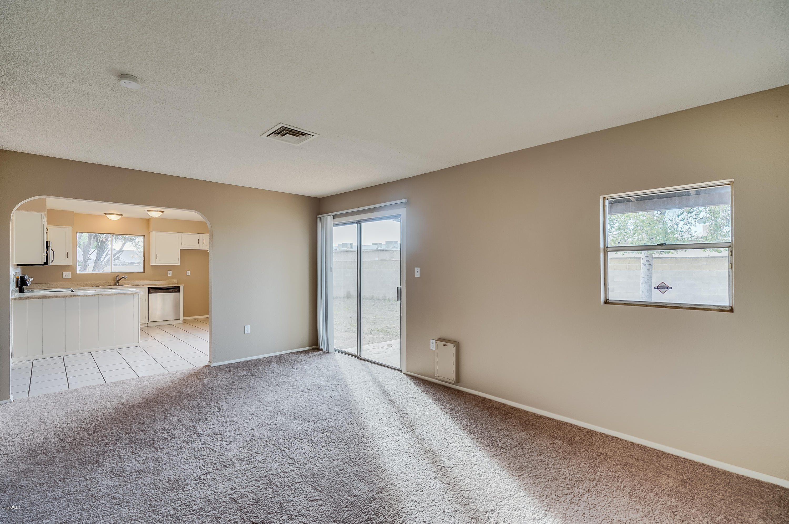 4411 West Calavar Road Glendale, AZ 85306 - Photo 8 of 23 Calavar-8