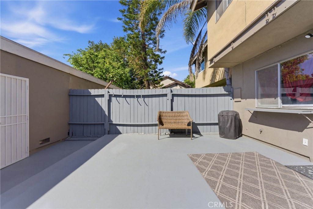 7085 Fulton Way Stanton, CA 90680 - Photo 25 of 34