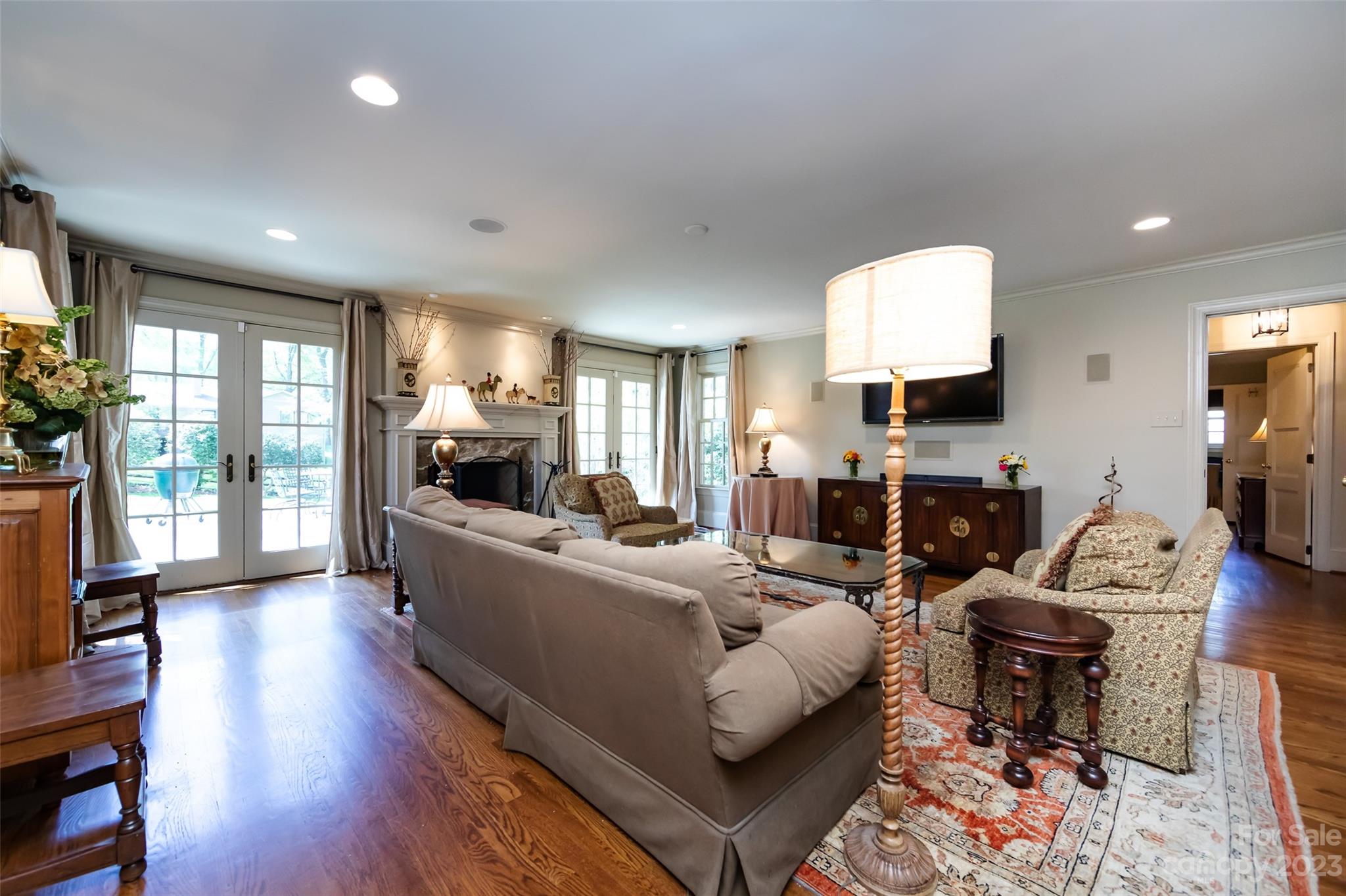 4312 Tottenham Road Charlotte, NC 28226 - Photo 13 of 48 Gallery Image 13