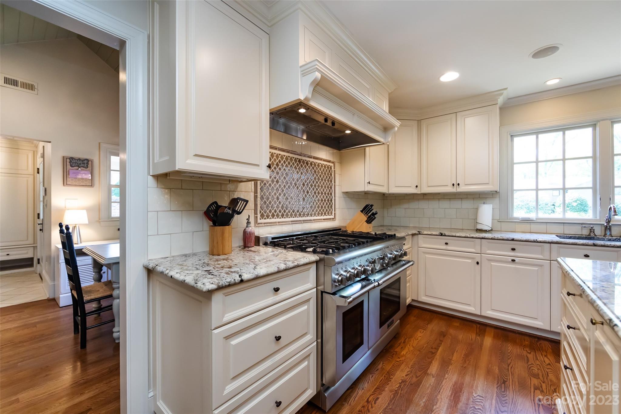 4312 Tottenham Road Charlotte, NC 28226 - Photo 22 of 48 Gallery Image 22