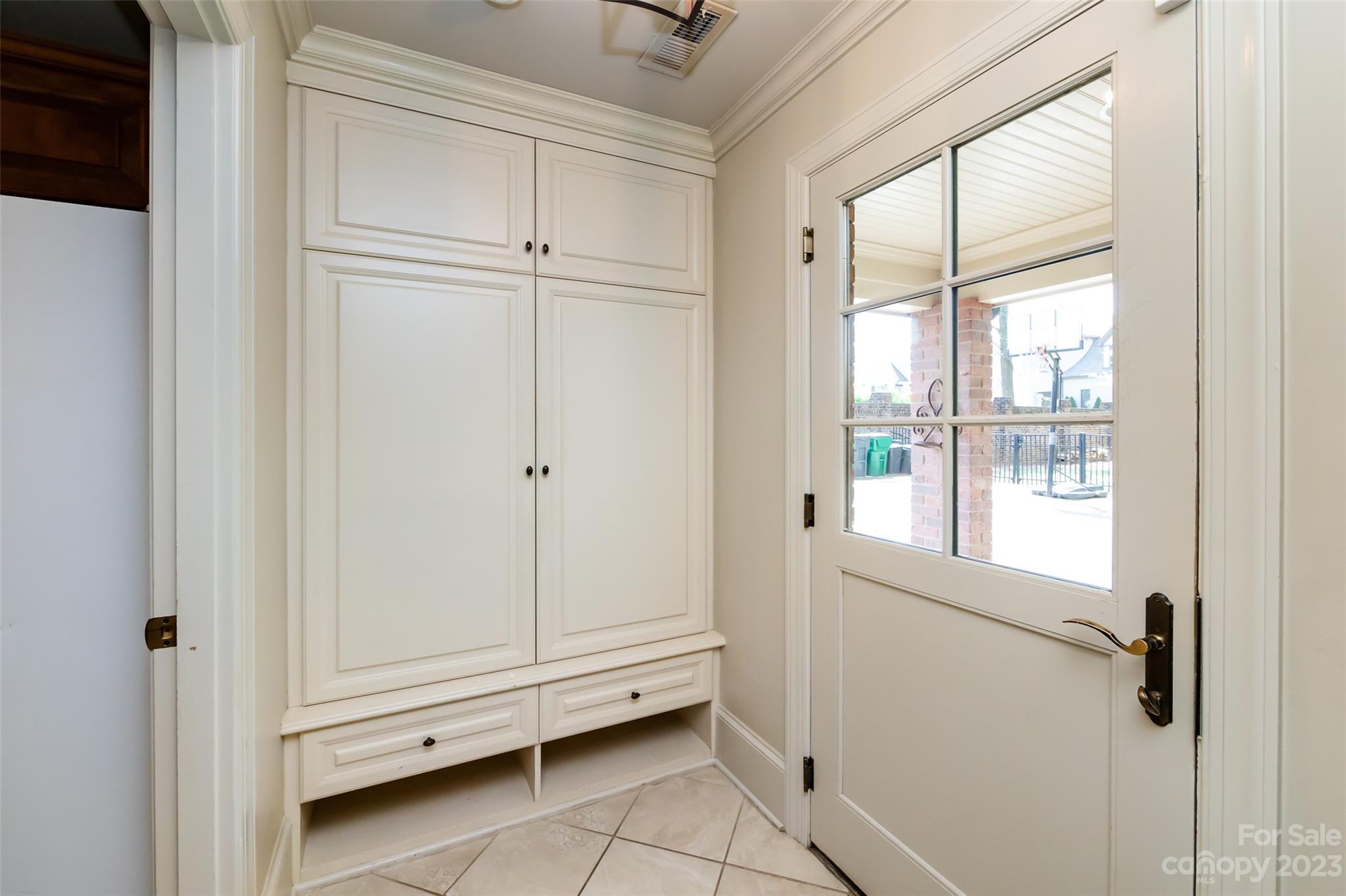 4312 Tottenham Road Charlotte, NC 28226 - Photo 26 of 48 Gallery Image 26