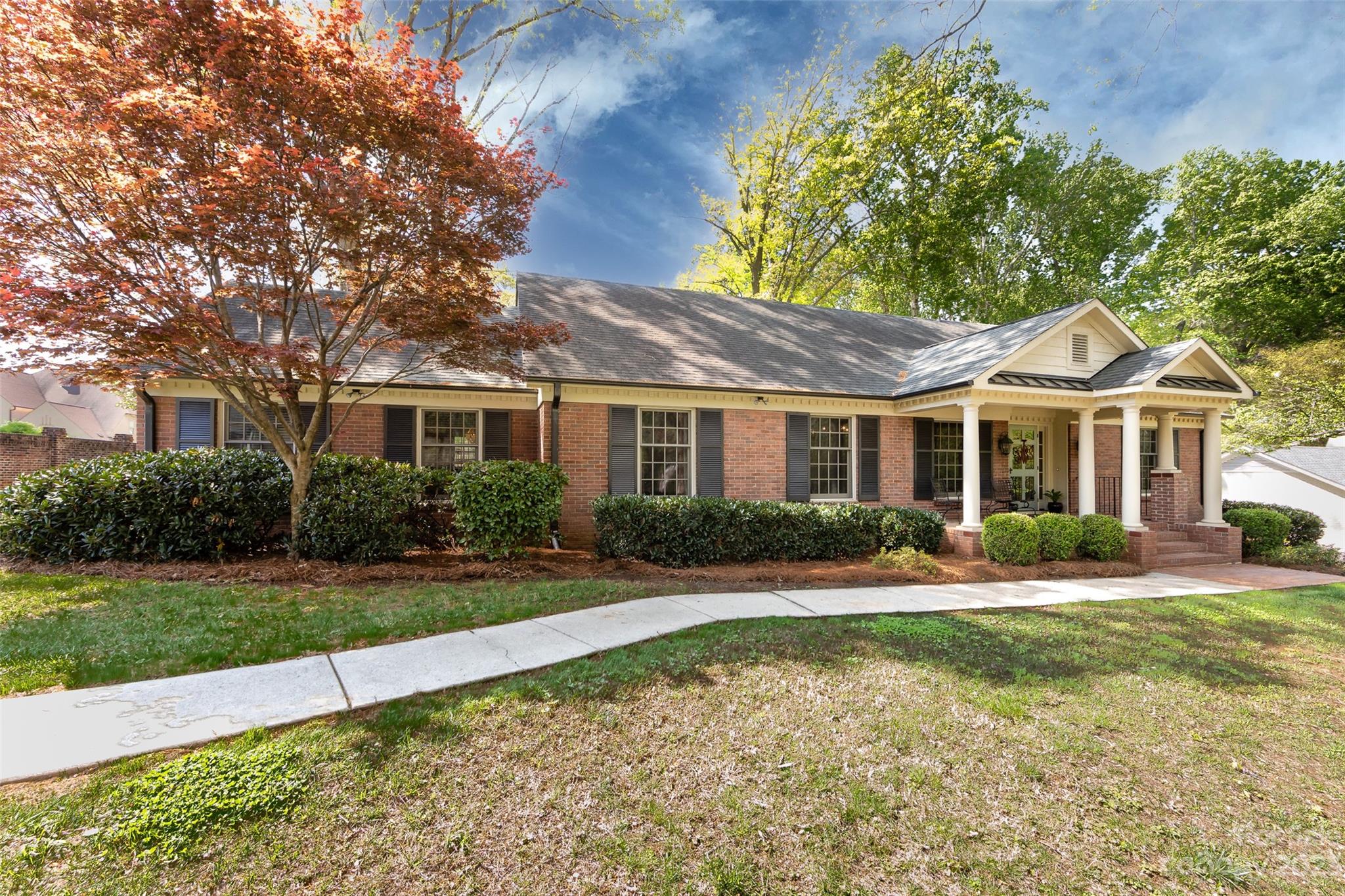 4312 Tottenham Road Charlotte, NC 28226 - Photo 3 of 48 Gallery Image 3