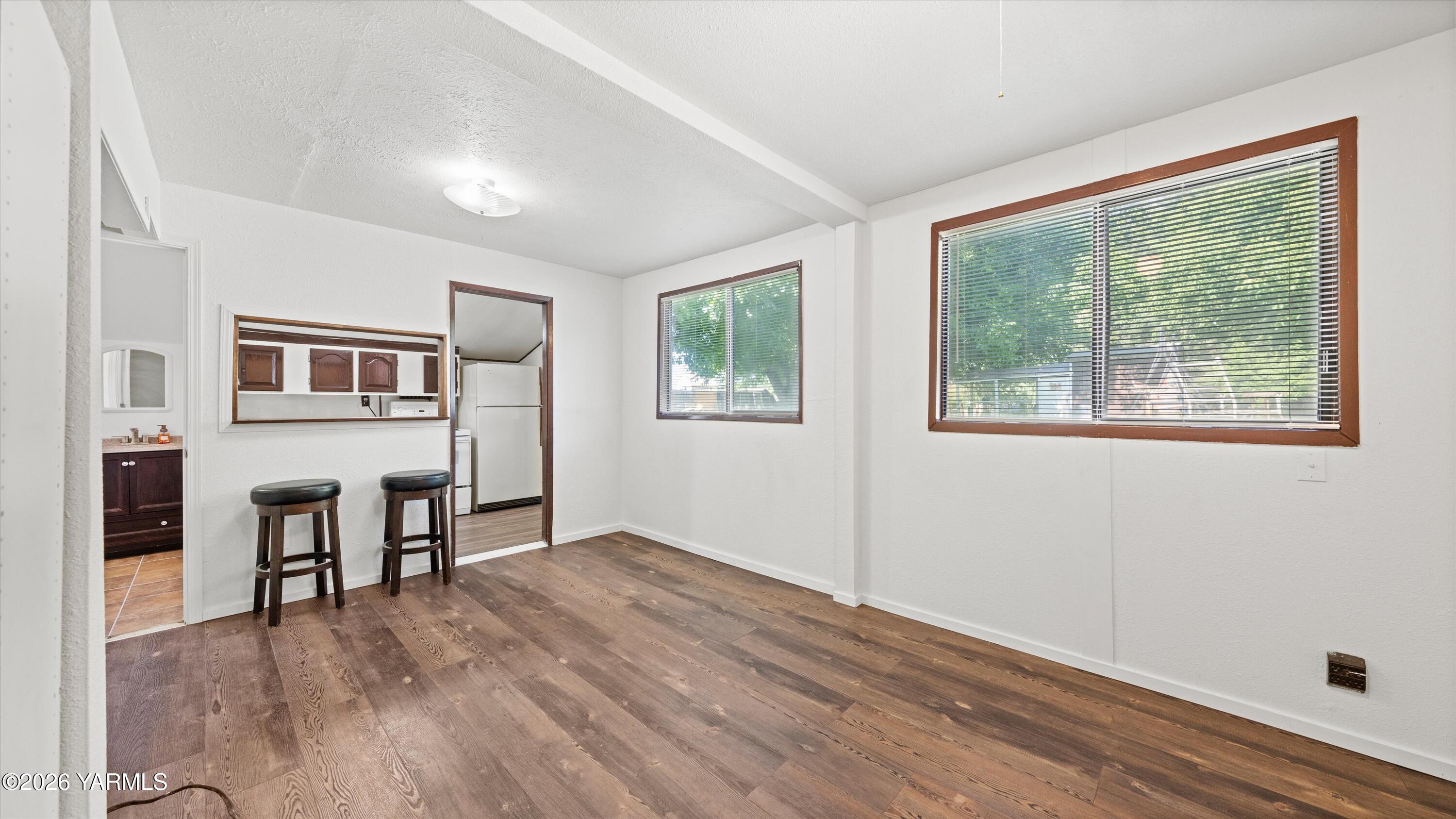 1010 Division Road Zillah, WA 98953 - Photo 21 of 30 02-7R509201